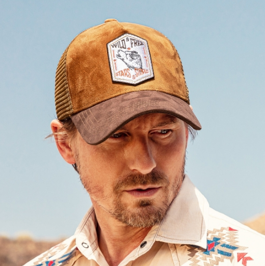 Trucker Cap | Stars & Stripes | Joc's Country Corner | 5 Panels ohne Mittelnaht | Wildleder Optik | aufwendig gestickter Patch vorne | Mesh Einsatz