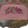 50s Handtasche Retro Rosa | Joc's Country Corner | Romantisch und geräumig – Die rosa Retro-Handtasche mit bezaubernder Blumenstickerei