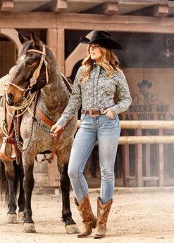 Westernbluse Willow nit Paisleymuster | Country Blouse | Mit Westernyoke, Fake-Smiley-Pockets & Druckknöpfen – perfekter Cowgirl-Look | Partnerlook-Hemd ACE